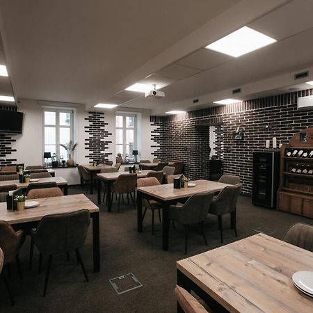 Penzion U Kubesa - Adults Only Kromeriz Ngoại thất bức ảnh
