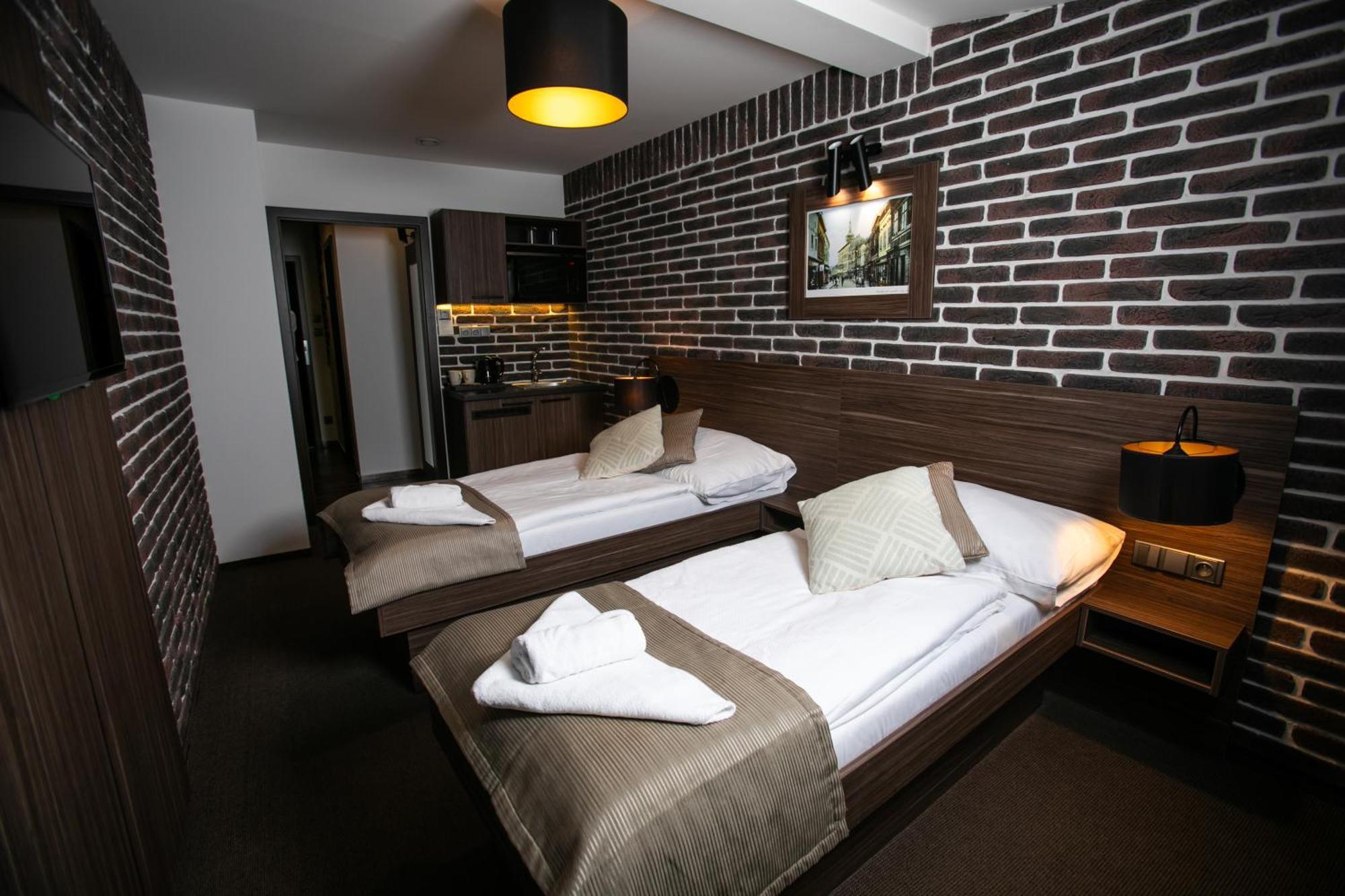 Penzion U Kubesa - Adults Only Kromeriz Phòng bức ảnh